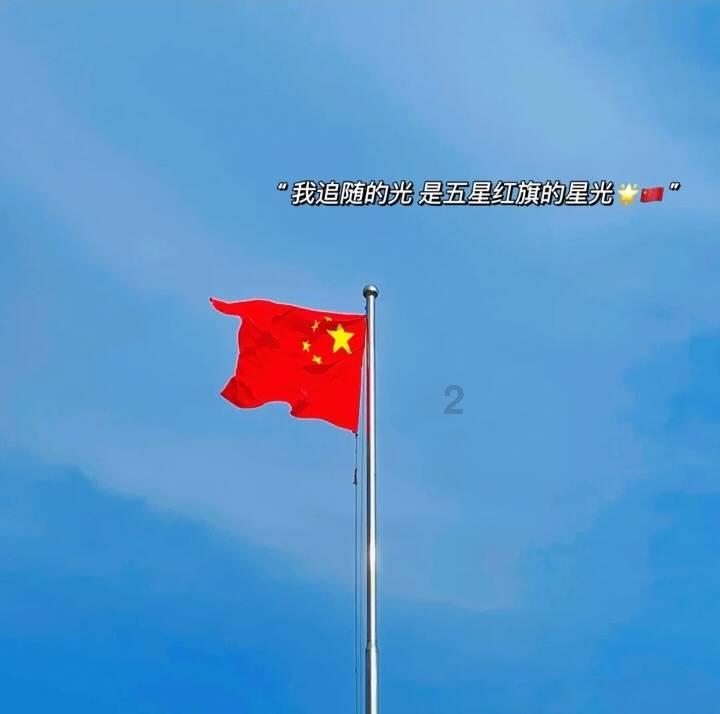 王阳一家三口现身机场 女儿穿粉色外套软糯可爱